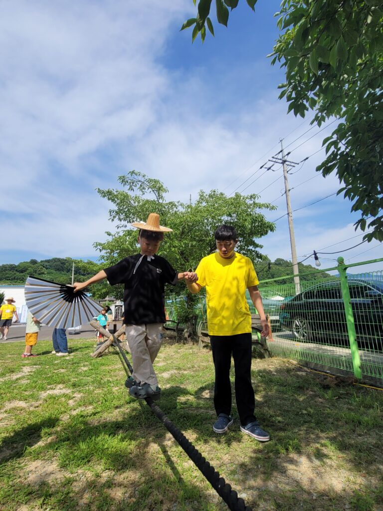 경남 함안 무료 캠핑 - 화천마을 농악 별바람 공연터에서